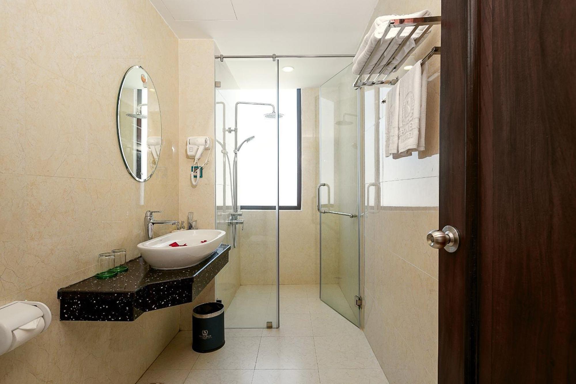 Sepon Blue Hotel Da Nang Buitenkant foto